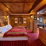 Airelles Courchevel, Les Airelles Hotel