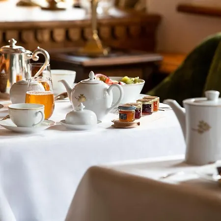 Airelles Courchevel, Les Airelles Hotel